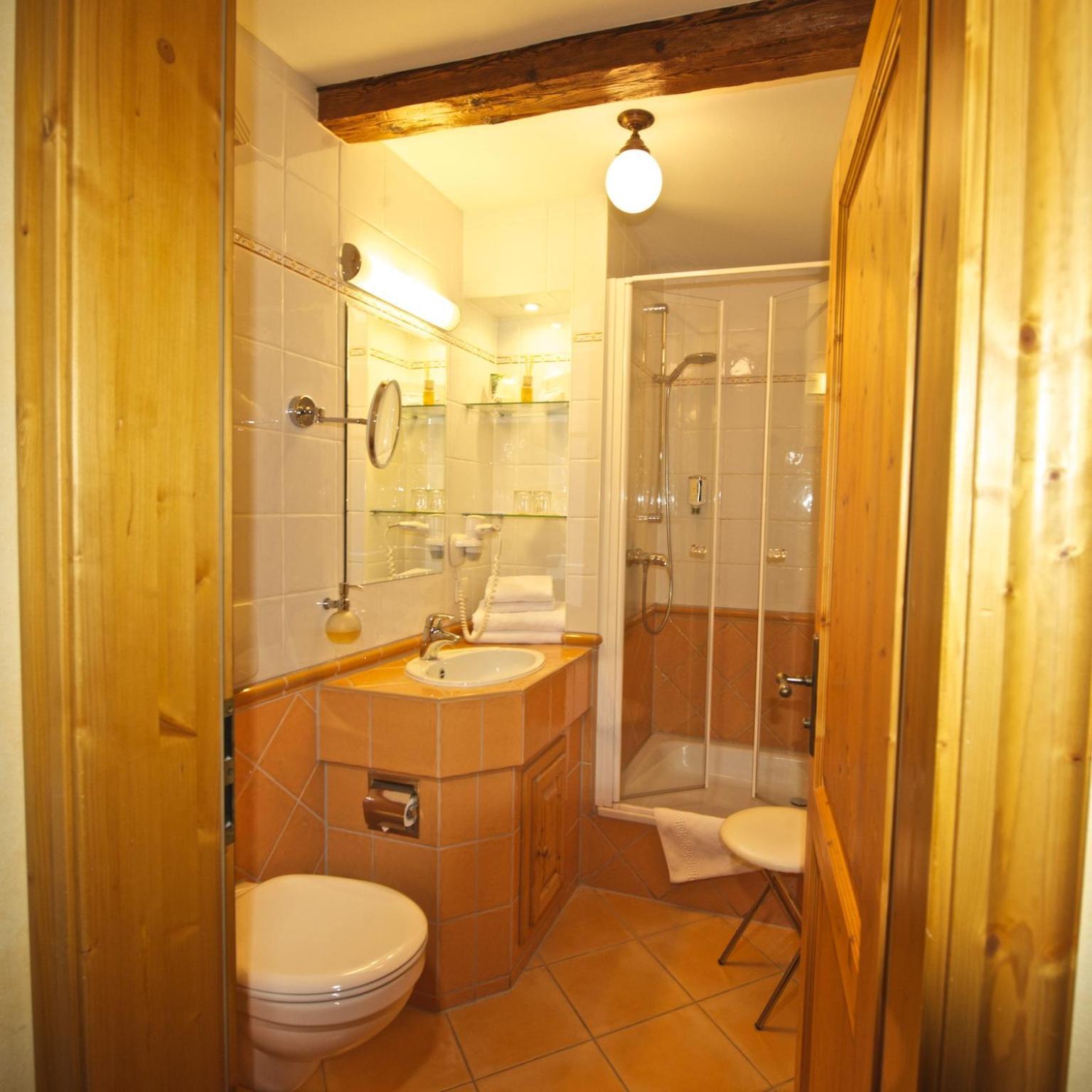 Landhotel Quirle-Haeusl วัลแทร์สดอร์ฟ ภายนอก รูปภาพ